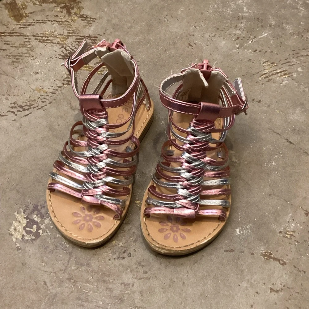 Okie Dokie Toddler Girls Rose & Silver Metallic Strappy Sandals, Size‎ 6